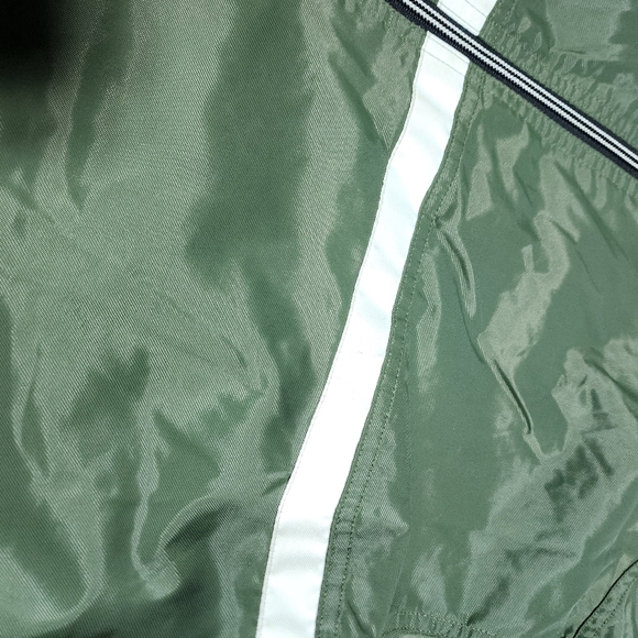 NIKE GUC MENS SIZE MEDIUM VINTAGE Y2K OLIVE GREEN LINED  WINDBREAKER JACKET - Picture 3 of 9